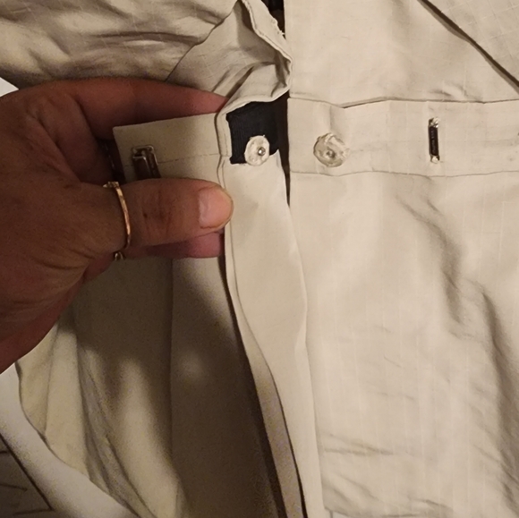 AUTHENTIC LOUIS VUITTON TOP - Picture 5 of 16